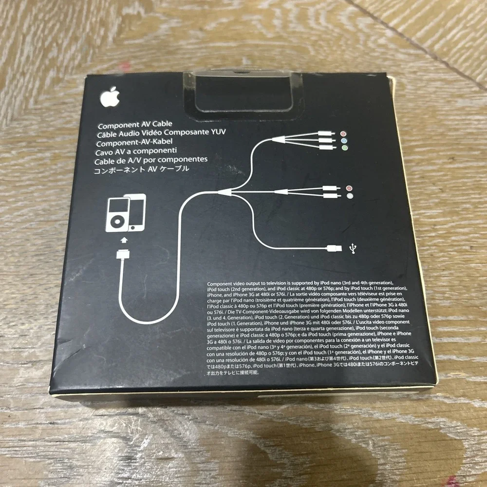 Apple Component AV Cable MB128LL/B, New in Box